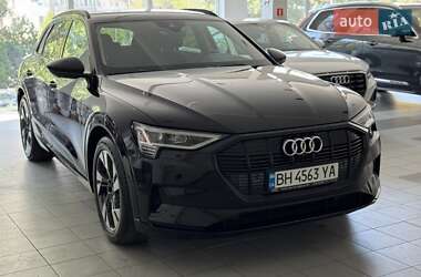 Audi e-tron 2021