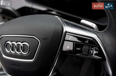 Внедорожник / Кроссовер Audi e-tron 2021 в 