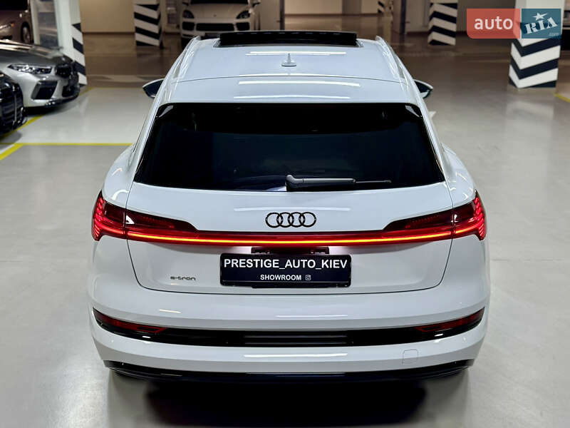 Внедорожник / Кроссовер Audi e-tron 2019 в Киеве