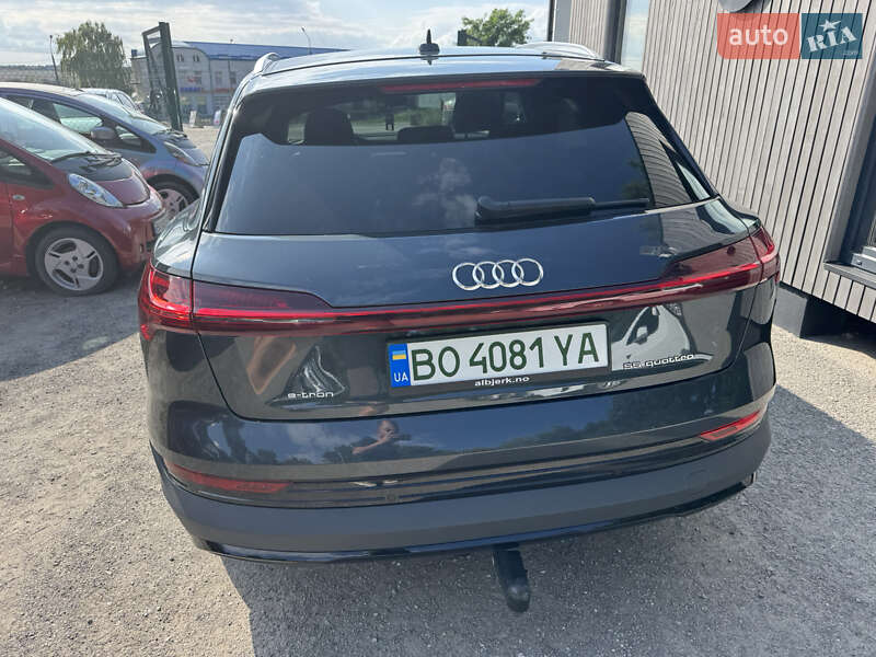 Внедорожник / Кроссовер Audi e-tron 2019 в Тернополе