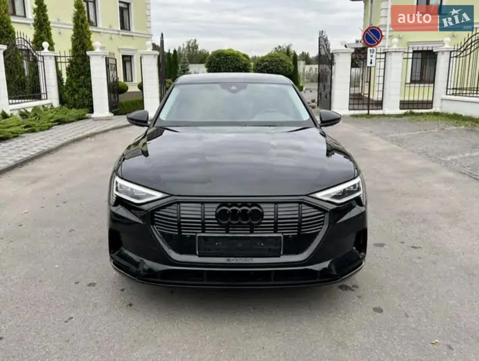 2020 Audi e-tron - мініатюра 14