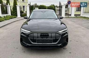 Позашляховик / Кросовер Audi e-tron 2020 в 