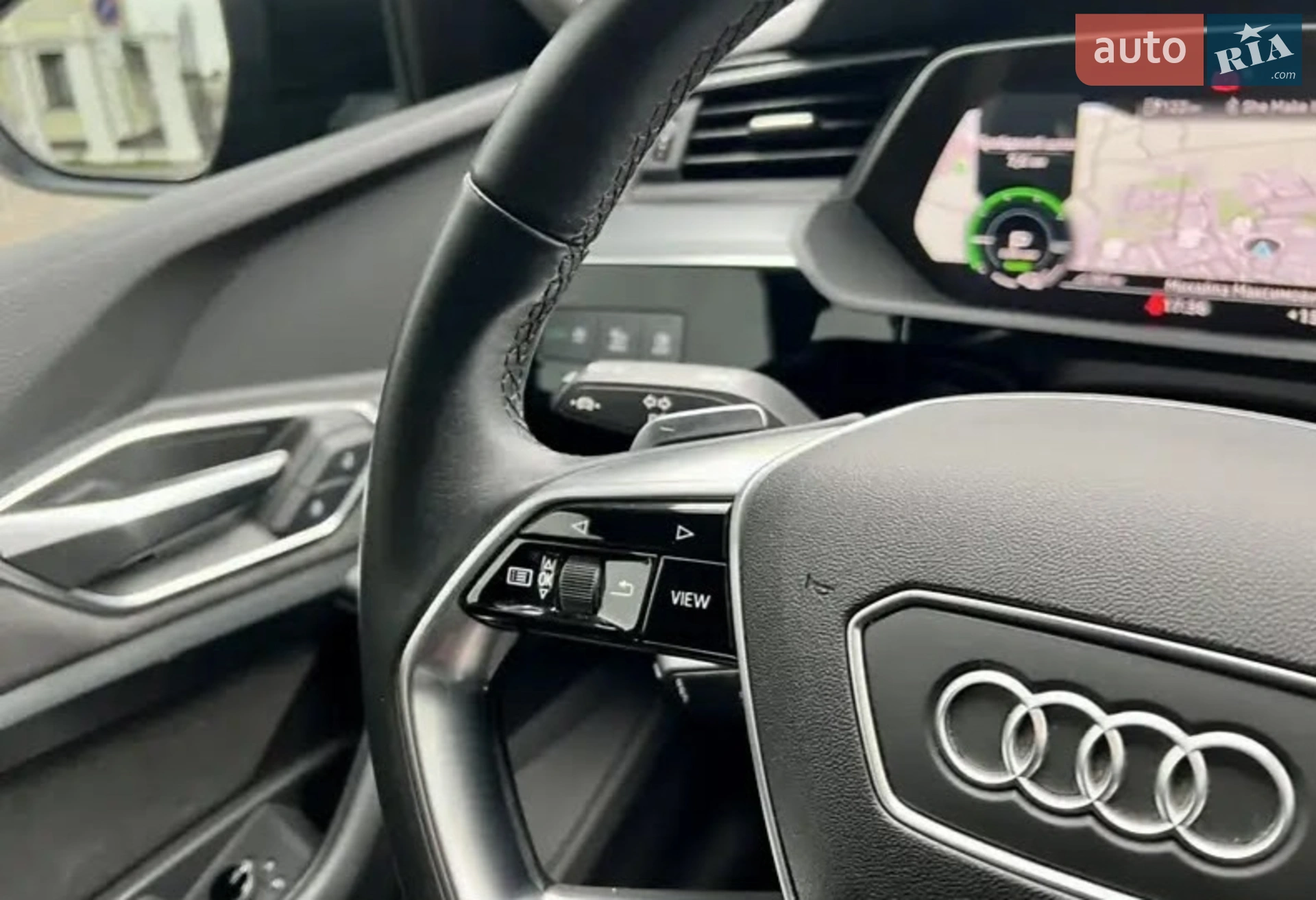 2020 Audi e-tron - мініатюра 25