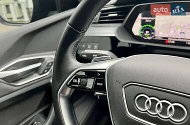Позашляховик / Кросовер Audi e-tron 2020 в 