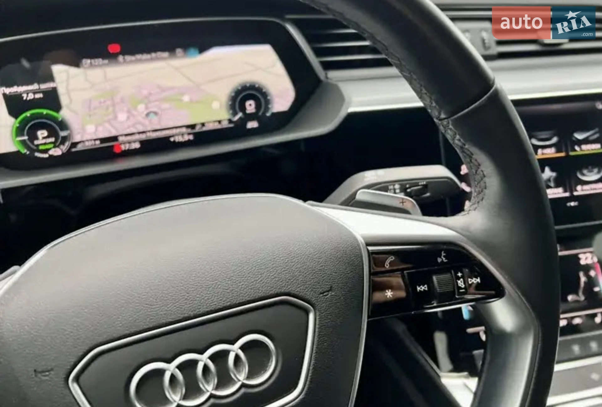 2020 Audi e-tron - мініатюра 28