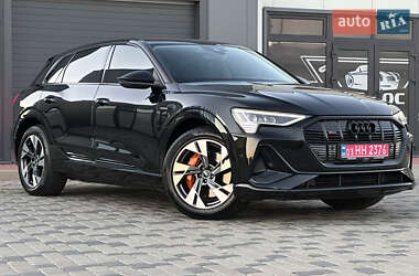 Audi e-tron 2023