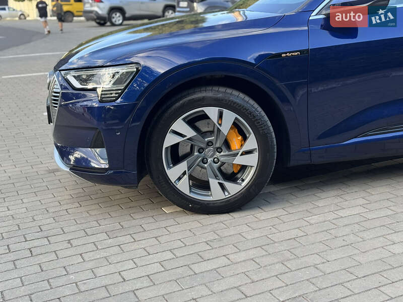 Внедорожник / Кроссовер Audi e-tron 2020 в Луцке