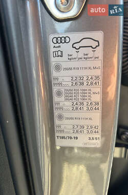 Внедорожник / Кроссовер Audi e-tron 2021 в 
