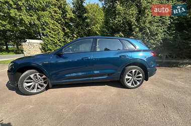 Внедорожник / Кроссовер Audi e-tron 2019 в 
