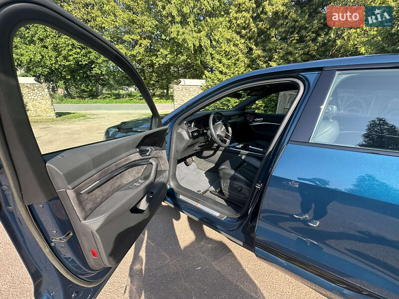 Позашляховик / Кросовер Audi e-tron 2019 в Івано-Франківську