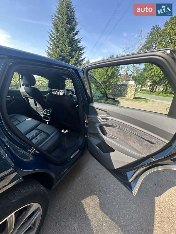 Позашляховик / Кросовер Audi e-tron 2019 в Івано-Франківську