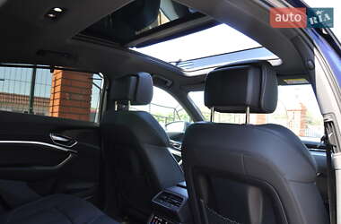 Внедорожник / Кроссовер Audi e-tron 2022 в 