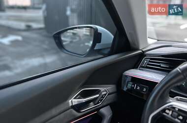 Внедорожник / Кроссовер Audi e-tron 2020 в 