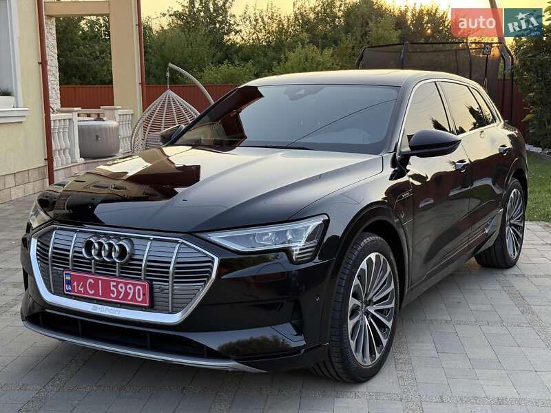 Позашляховик / Кросовер Audi e-tron 2019 в Коломиї