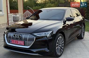 Внедорожник / Кроссовер Audi e-tron 2019 в 