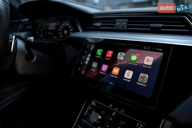 Внедорожник / Кроссовер Audi e-tron 2019 в Киеве