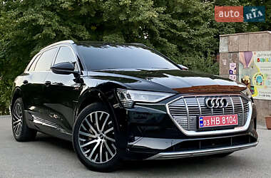 Внедорожник / Кроссовер Audi e-tron 2019 в 