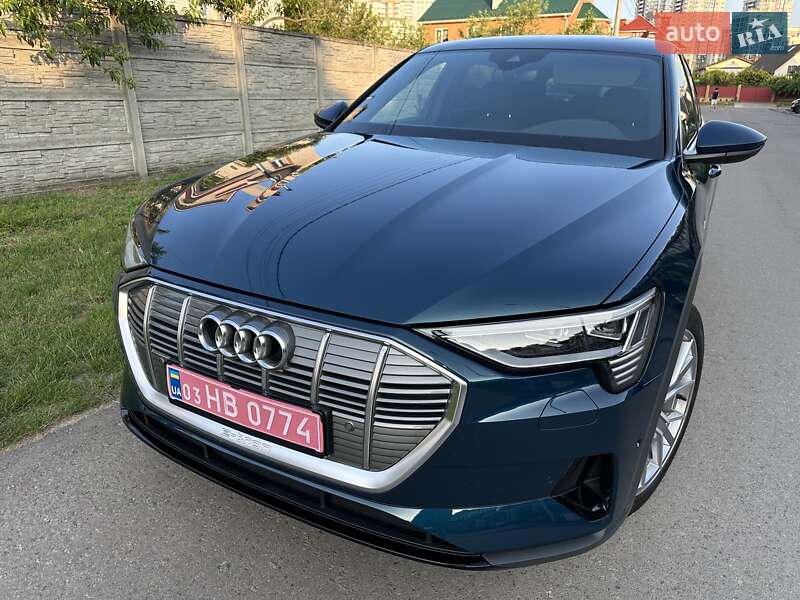 Внедорожник / Кроссовер Audi e-tron 2022 в Киеве фото 7 Внедорожник / Кроссовер Audi e-tron 2022 в Киеве