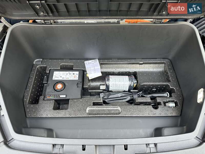 Внедорожник / Кроссовер Audi e-tron 2022 в Киеве фото 34 Внедорожник / Кроссовер Audi e-tron 2022 в Киеве