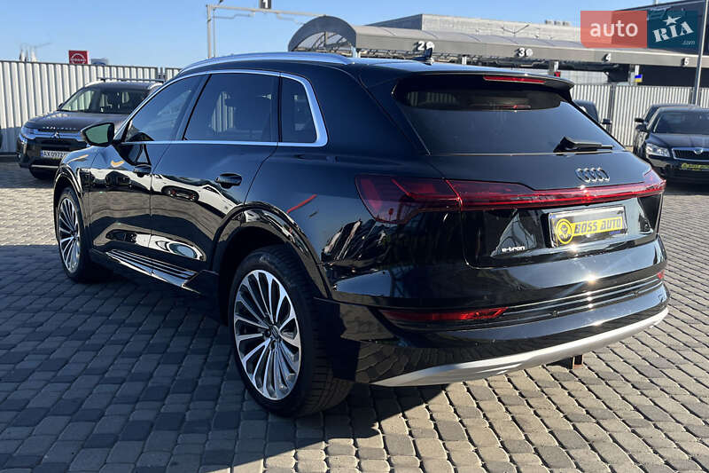 Внедорожник / Кроссовер Audi e-tron 2019 в Мукачево