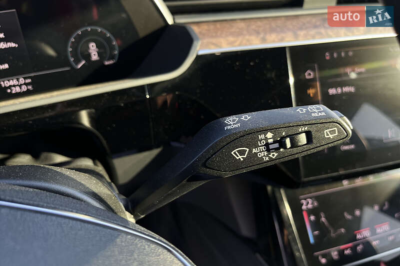 Внедорожник / Кроссовер Audi e-tron 2019 в Мукачево