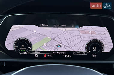 Внедорожник / Кроссовер Audi e-tron 2023 в 