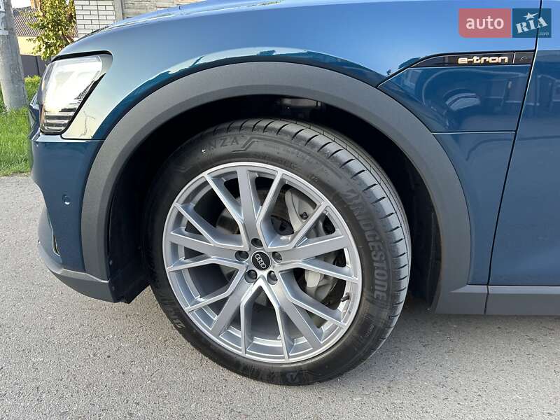 Внедорожник / Кроссовер Audi e-tron 2022 в Киеве фото 9 Внедорожник / Кроссовер Audi e-tron 2022 в Киеве