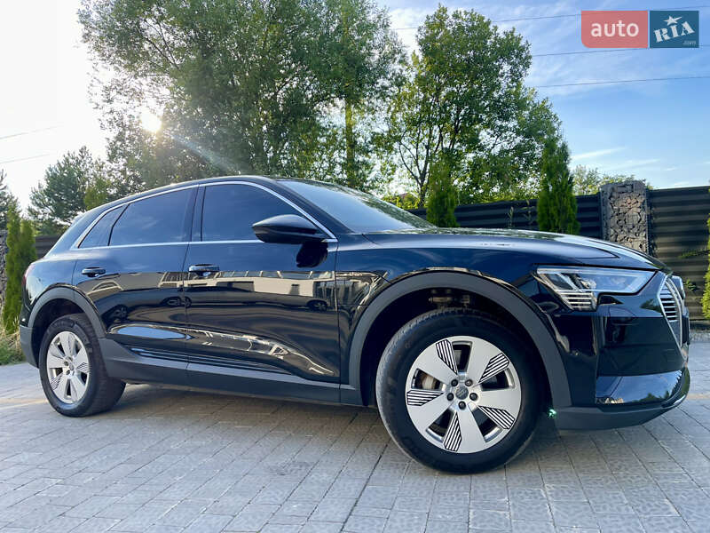 Внедорожник / Кроссовер Audi e-tron 2020 в Дрогобыче
