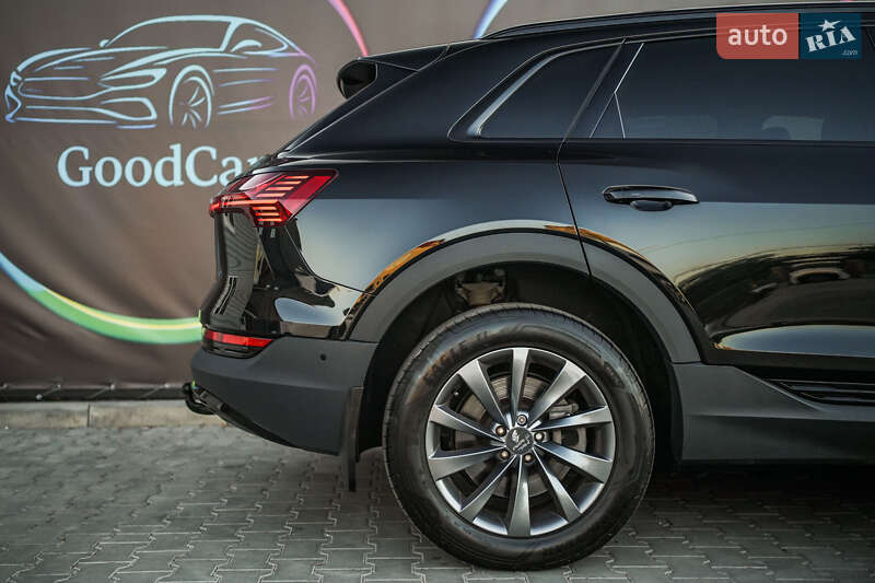 Внедорожник / Кроссовер Audi e-tron 2019 в Луцке