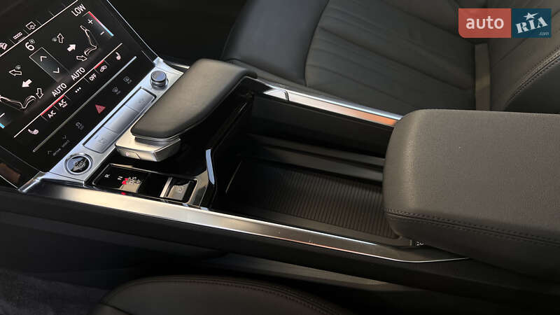 Внедорожник / Кроссовер Audi e-tron 2020 в Львове