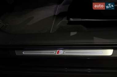 Внедорожник / Кроссовер Audi e-tron 2021 в 