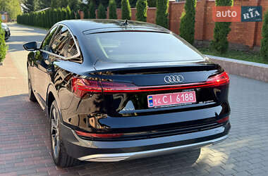 Внедорожник / Кроссовер Audi e-tron 2023 в 