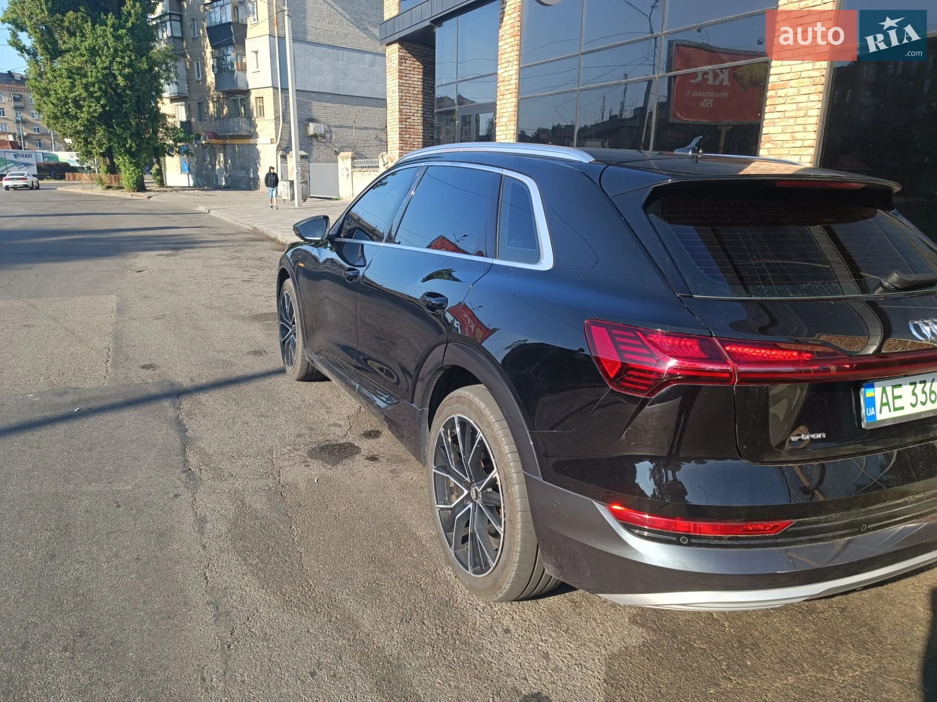 2019 Audi e-tron - мініатюра 9