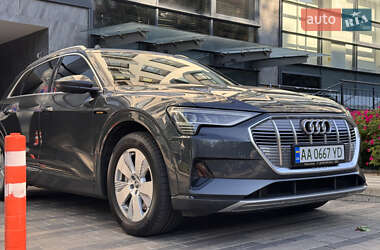 Audi e-tron 2019
