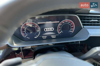 Внедорожник / Кроссовер Audi e-tron 2021 в 