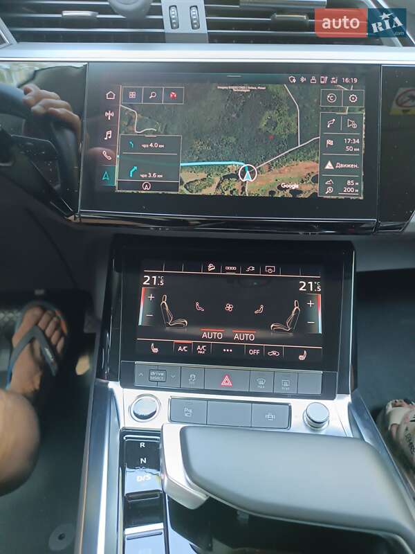 Внедорожник / Кроссовер Audi e-tron 2022 в Харькове