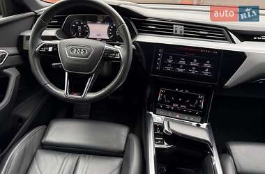 Внедорожник / Кроссовер Audi e-tron 2019 в 