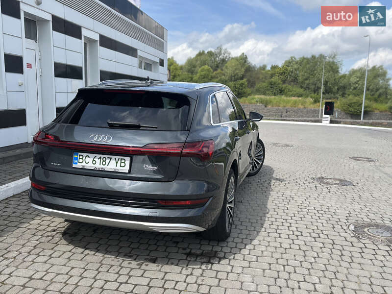 Внедорожник / Кроссовер Audi e-tron 2019 в Львове