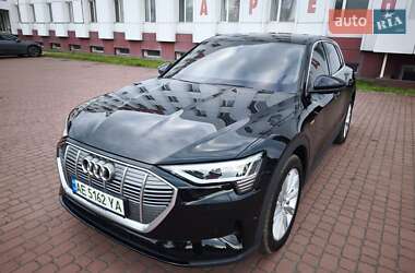 Audi e-tron 2019