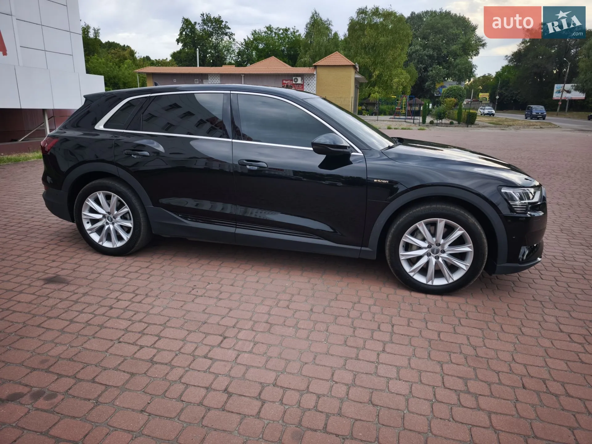 2019 Audi e-tron - мініатюра 19