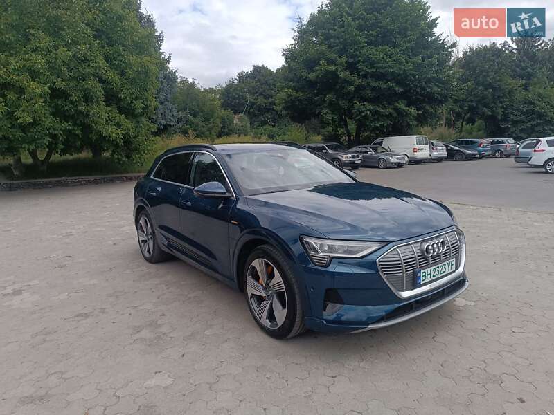 Внедорожник / Кроссовер Audi e-tron 2018 в Тернополе фото 5 Внедорожник / Кроссовер Audi e-tron 2018 в Тернополе