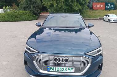 Позашляховик / Кросовер Audi e-tron 2018 в Тернополі