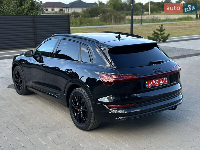 Внедорожник / Кроссовер Audi e-tron 2022 в Ковеле