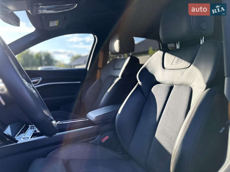 Внедорожник / Кроссовер Audi e-tron 2022 в Ковеле