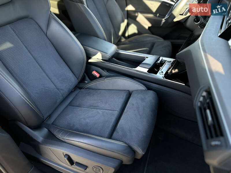 Внедорожник / Кроссовер Audi e-tron 2022 в Ковеле