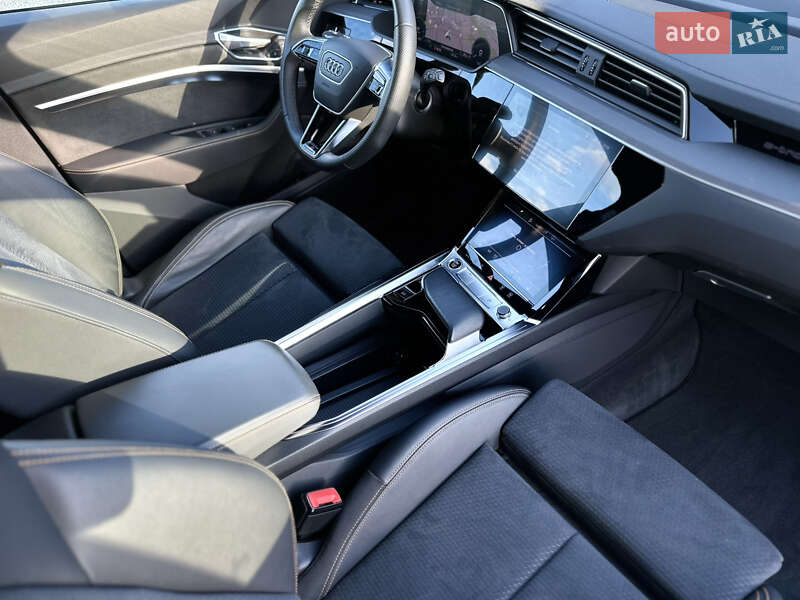 Внедорожник / Кроссовер Audi e-tron 2022 в Ковеле