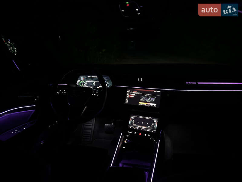 Внедорожник / Кроссовер Audi e-tron 2022 в Ковеле