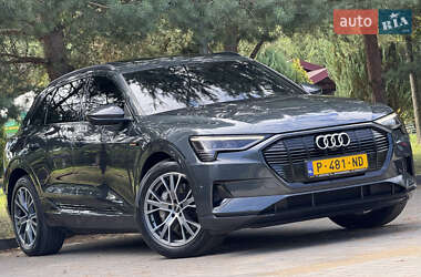 Audi e-tron 2022