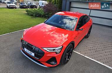 Внедорожник / Кроссовер Audi e-tron 2020 в 