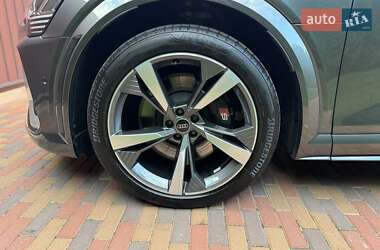 Внедорожник / Кроссовер Audi e-tron 2022 в 